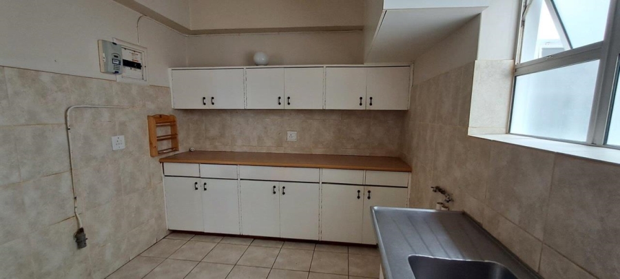 To Let 3 Bedroom Property for Rent in Summerstrand Eastern Cape